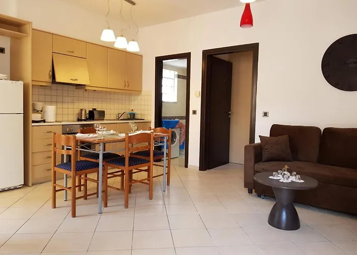 Ilia\'S Apt In Chania