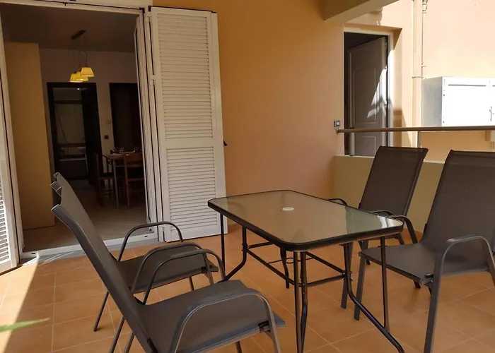 Ilia\'S Apt In Chania
